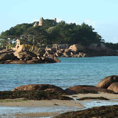Tonn"O Loisirs Villa Servel Bagian luar foto