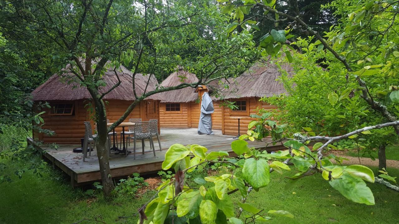 Tonn"O Loisirs Villa Servel Bagian luar foto